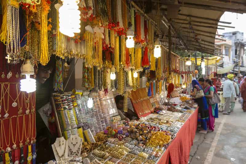 La compra en feria Puskhar