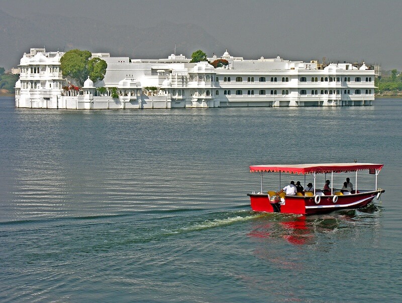 Paseo en barco por el lago Pichola, Udaipur
