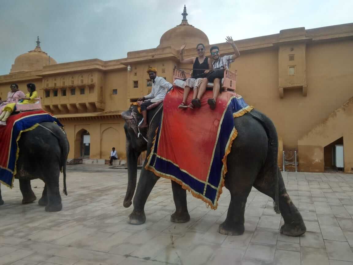 Paseo en elefante en Fuerte Amer, Rajasthan