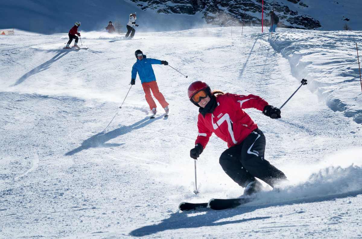 Ir a esquiar en Auli, Uttarakhand