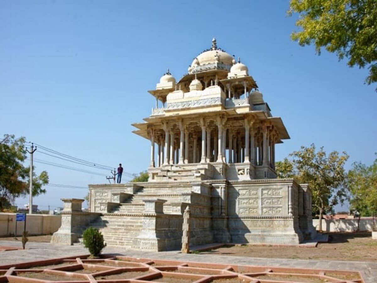 Chaurasi Khambon ki Chhatri, Bundi, Rajasthan