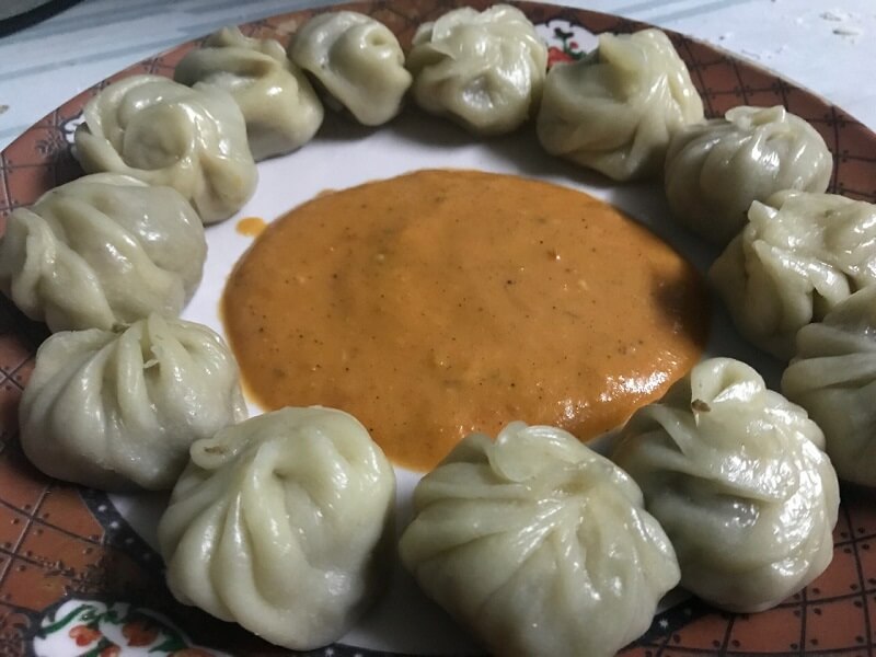 Garganta Sobre momos, Nepal