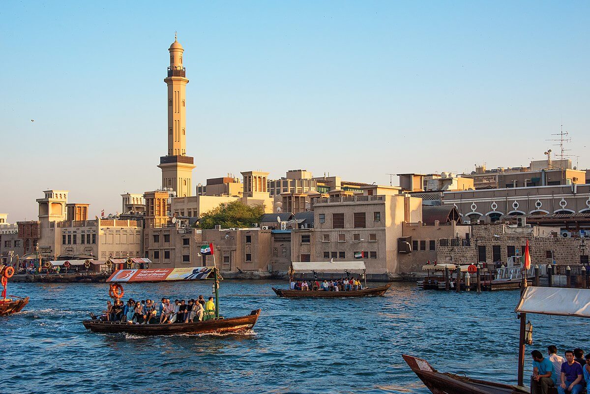 Visita Dubai Deira Creek