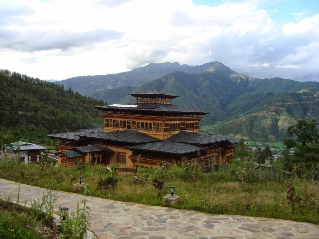 Cómo viajar a Bután: desde el visado hasta el alojamiento y el transporte local — aquí tienes tu itinerario complete