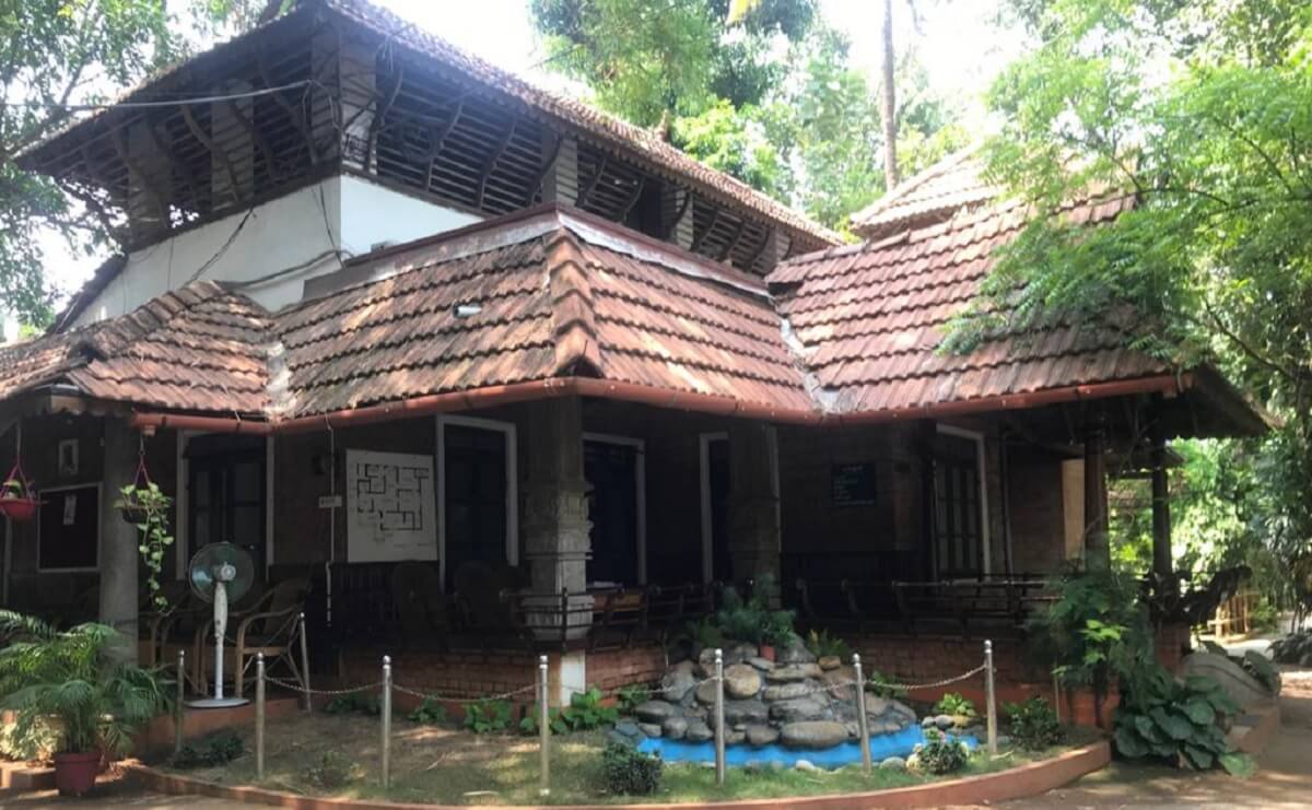 Punarnava Ayurveda Hospital – Kochi