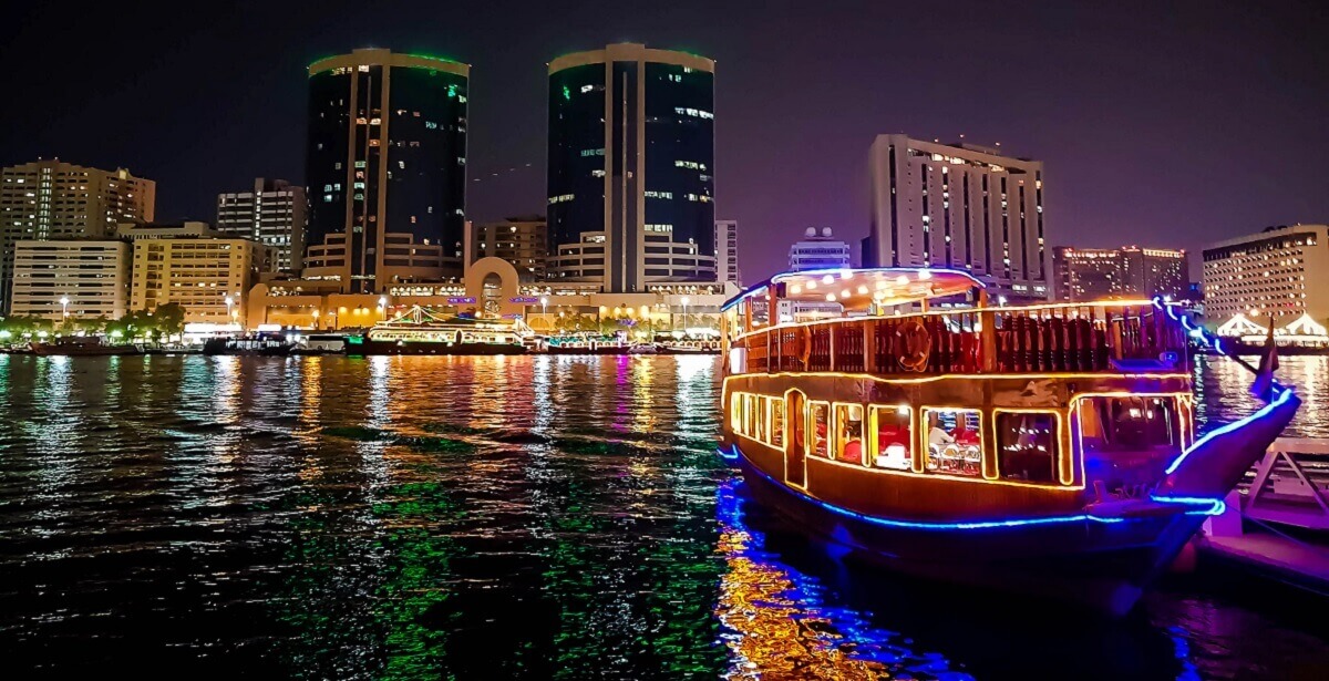 Crucero por Dubai Marina
