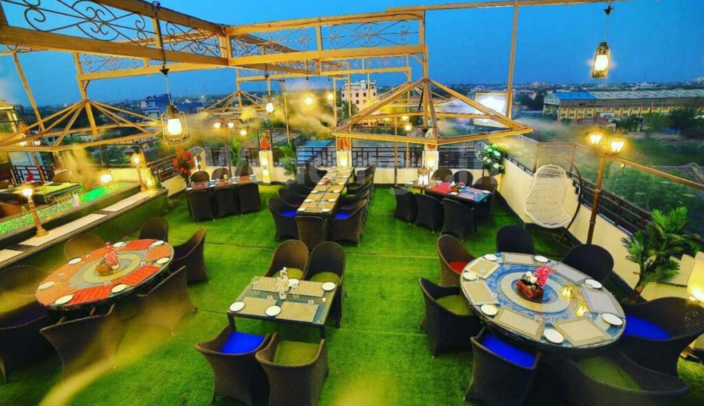 Los 10 Restaurantes Más Famosos de Bikaner: Guía de Viaje Completa