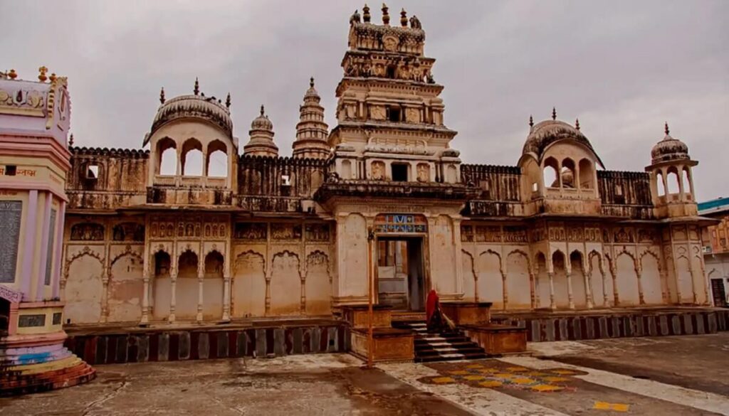 Templo Rangji, Pushkar: Una Guía de Viaje Completa