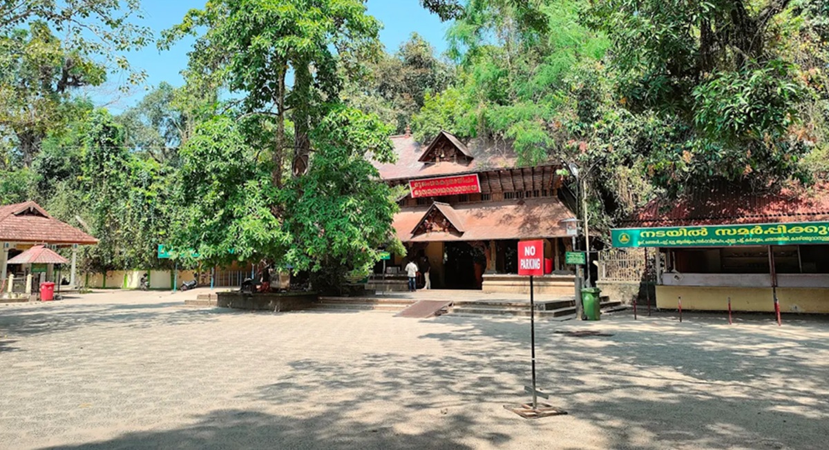 Templo Mannarasala Nagaraja, Alappuzha