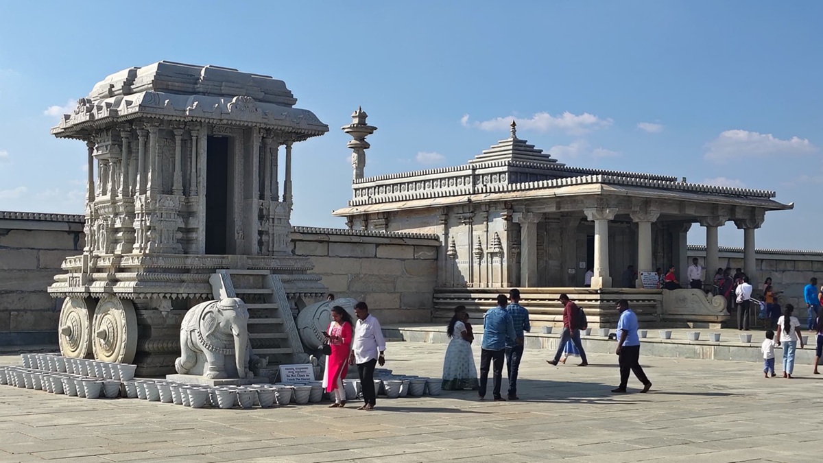 Visitar el templo Venugopala Swamy Temple