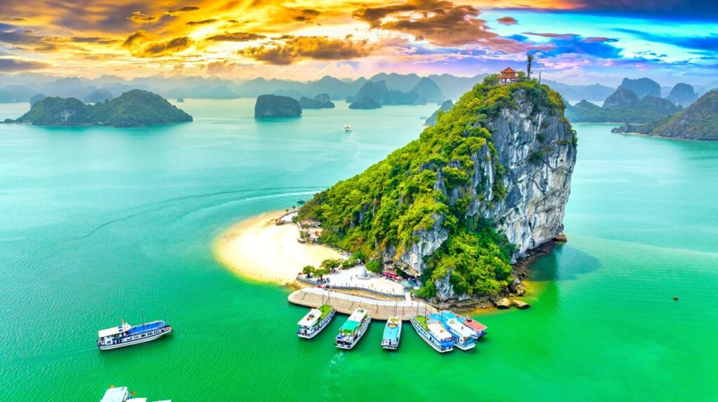 12 cosas que hacer en la bahía de Halong: una guía de viaje completa