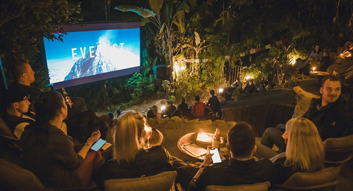 Movie Garden – Cena bajo las estrellas