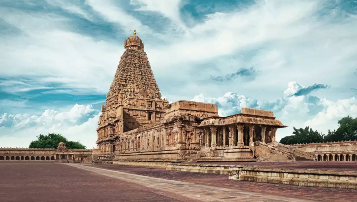 Templo Brihadeeswarar (Gran Templo) – La joya arquitectónica de Thanjavur
