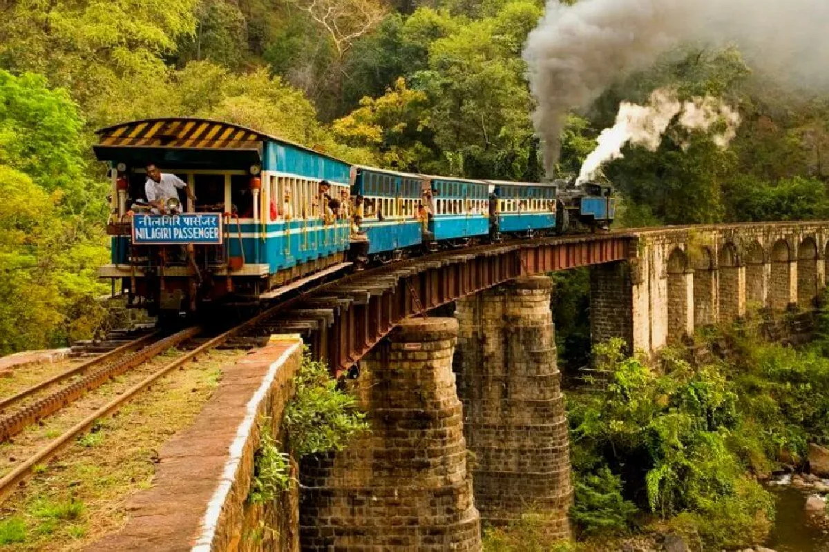 Tomar el tren patrimonial hacia Ooty a través de los Nilgiris