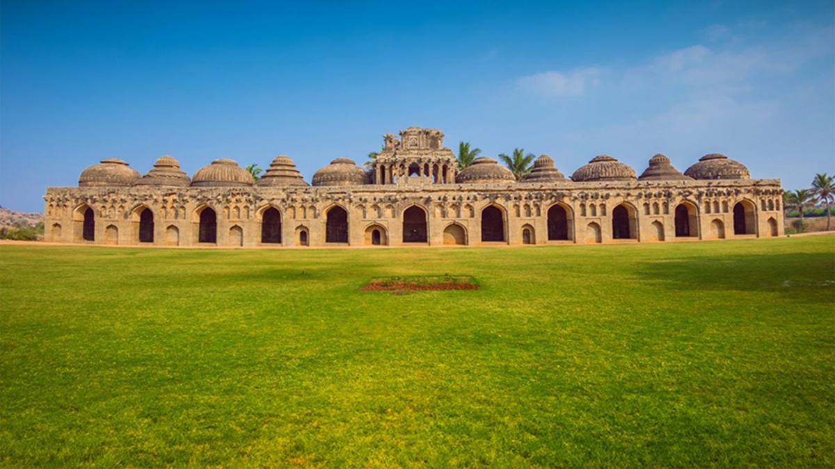 Elephant Stables: la grandeza militar del imperio