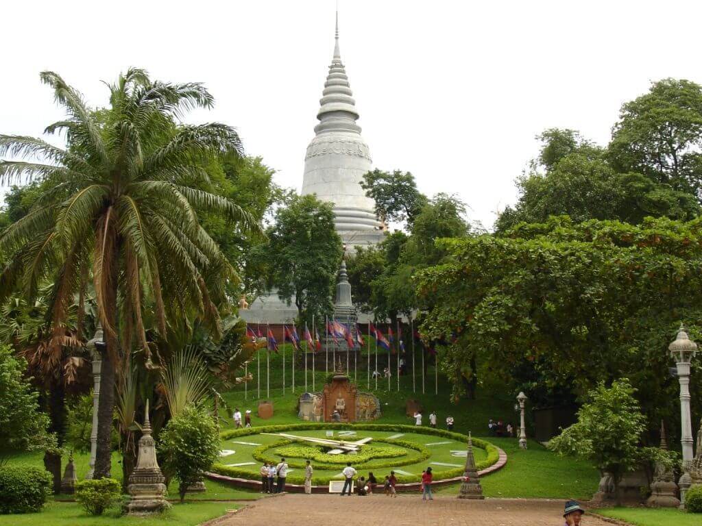 Wat Phnom Pagoda