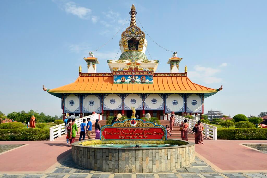 Gran Estupa del Loto Drigung Kagyud Lumbini