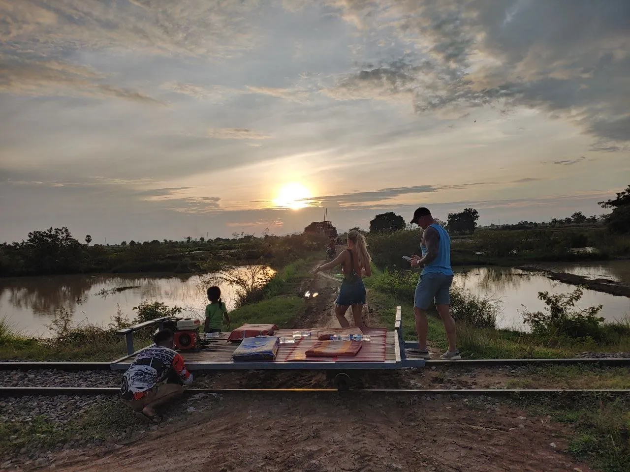 Campo y vida local alrededor de Battambang