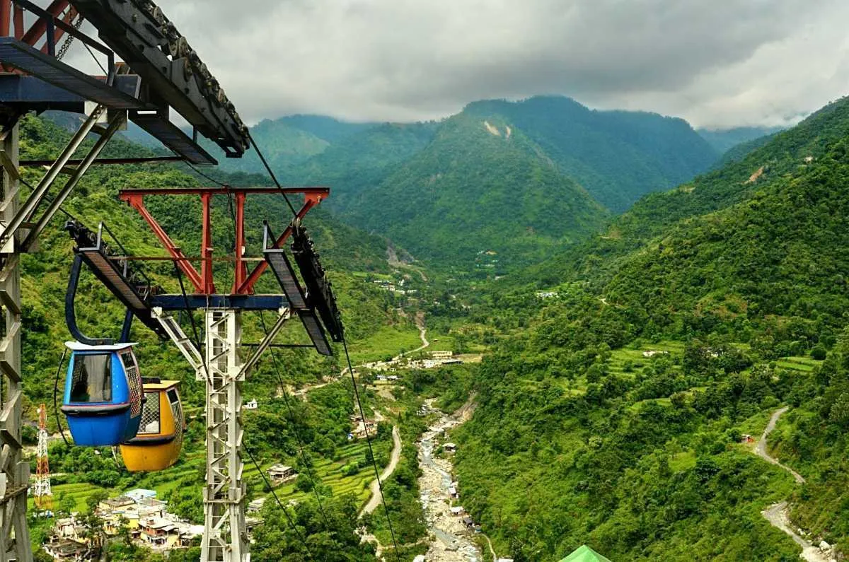 Llegada a Dehradun rumbo a Rishikesh