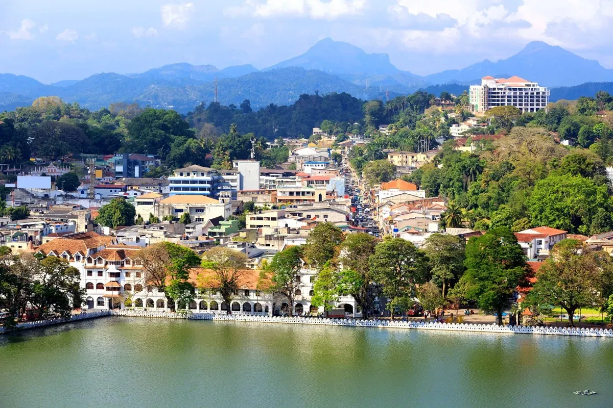 Templo del Diente durante una visita cultural a Kandy