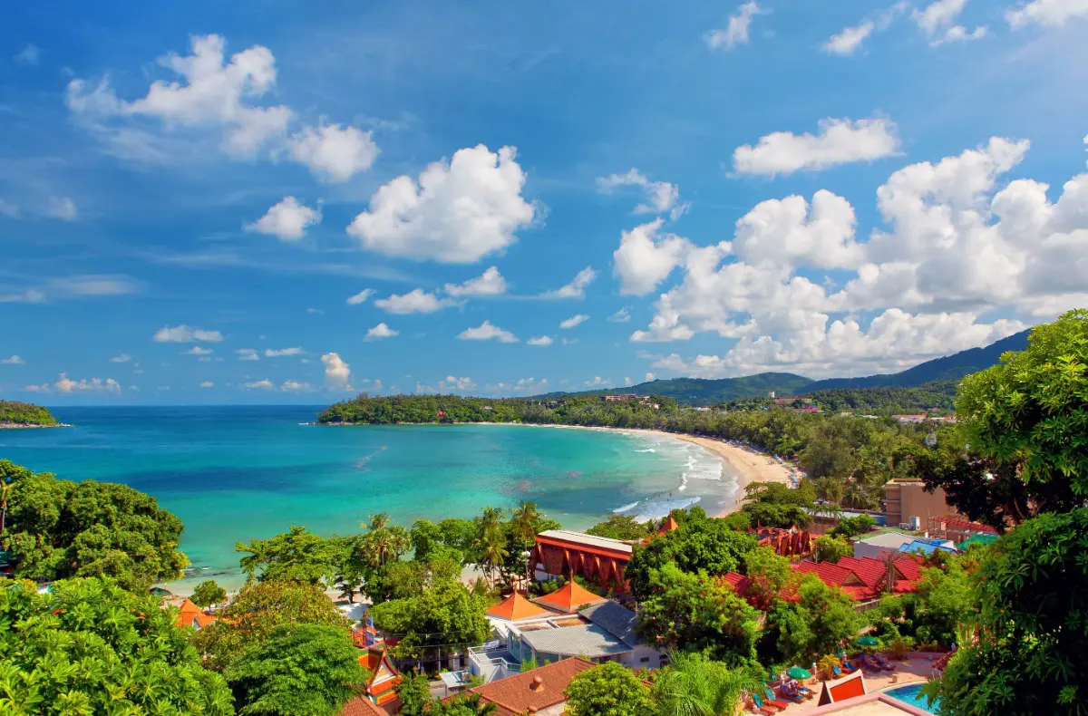 Salida de Phuket al finalizar el viaje India y Tailandia