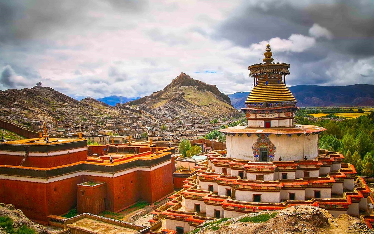 Gyantse durante una ruta cultural por el Tíbet