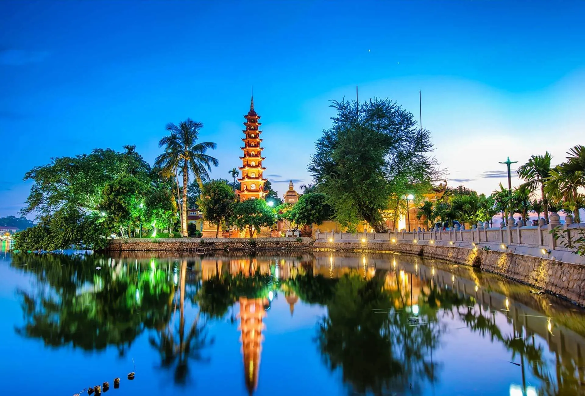Viaje de 18 días por Vietnam Camboya y Laos