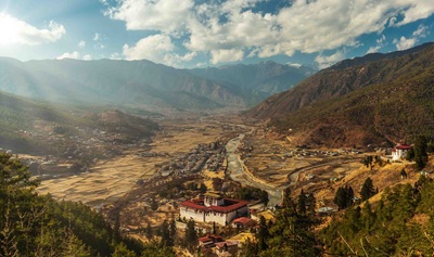Punakha a
                                 Paro
                                            
