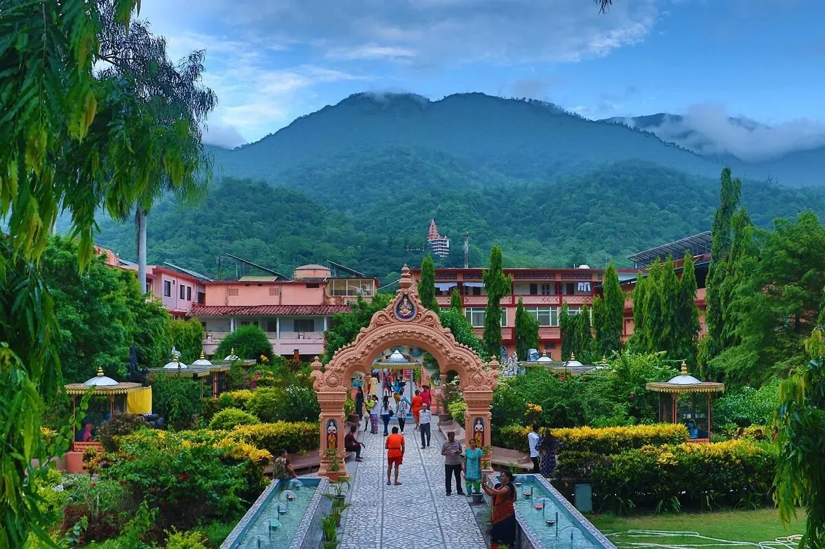 Tour de Ashrams Espirituales en Rishikesh