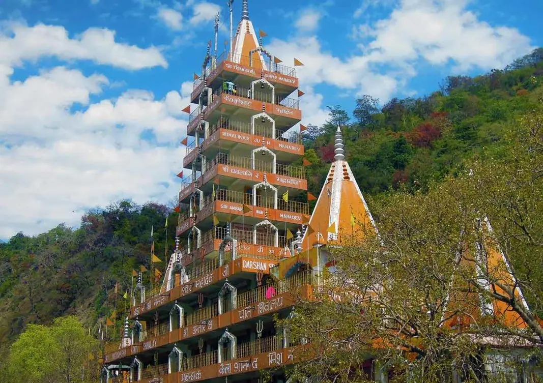 Tour de Templos Antiguos en Rishikesh