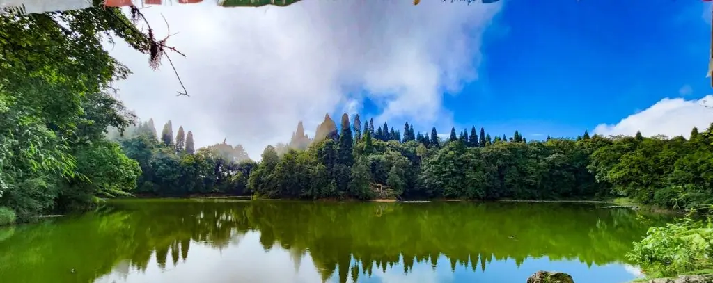 Lago Mai Pokhari Ilam